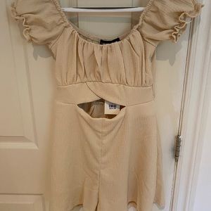Beige romper